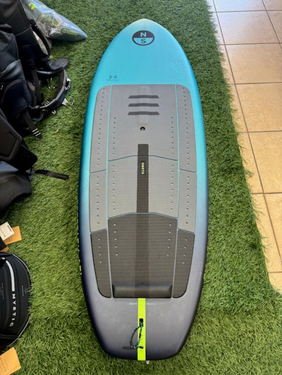 Used North Boost 5'6" x 22" @65L Foil Drive Board