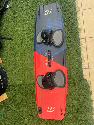 Used North Astra Twin Tip 129cm x 38cm with North Bindings