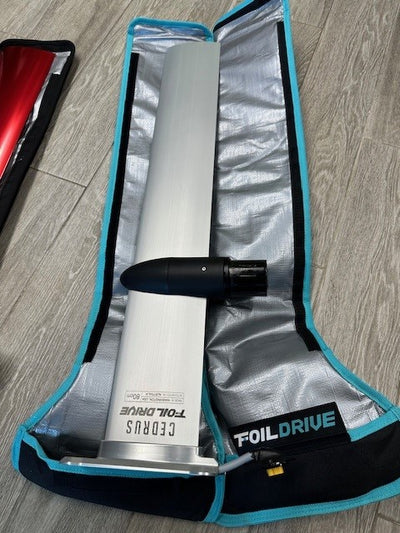 FoilDrive Cedrus 80cm Integrated Mast with V1 Motor 10" (25cm)