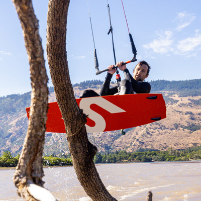 2025 Slingshot Misfit V12 Twin Tip Kiteboard