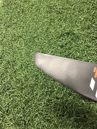 Display Slingshot One-Lock Turbo 180 rear wing