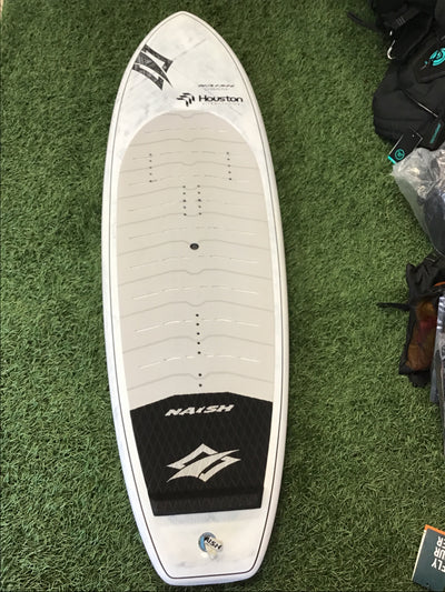 Used 2025 Naish Chimera 5'8" x 19" 50L midlength foil board