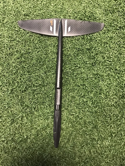 Display Slingshot One-Lock Turbo 180 rear wing